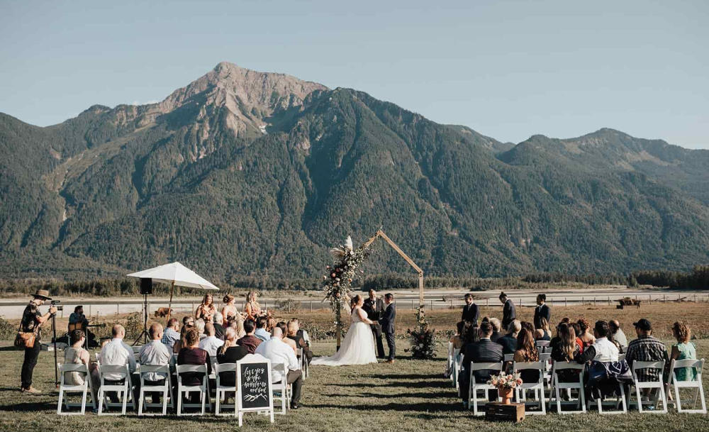 Fraser River Lodge reception